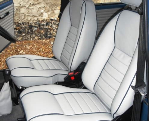 Dove Grey Leather Seats with Dark Blue Piping